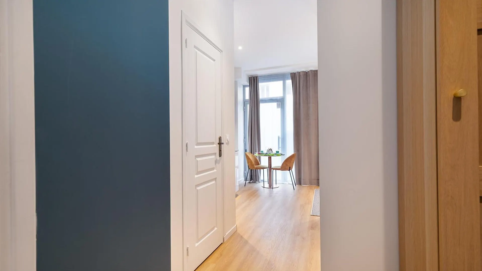 Guestrust - Champeret Porte Maillot - Ternes Apartment Paris